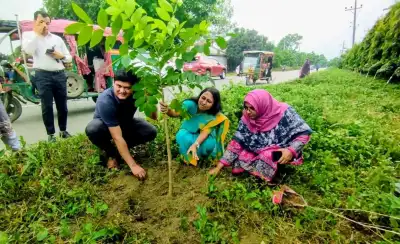 ৫ বছরে ২৫ কোটি বৃক্ষরোপণ কর্মসূচির অংশ হিসেবে শেরপুর সদর উপজেলায় বৃক্ষরোপণ